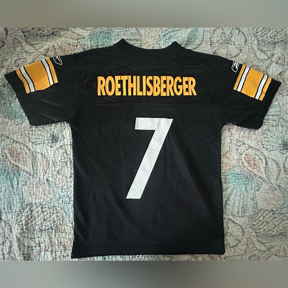 NFL Steelers Roethlisberger # 7 jersey for Kids. Size Small (8).